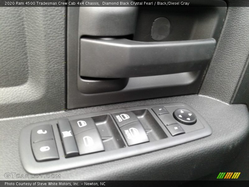 Diamond Black Crystal Pearl / Black/Diesel Gray 2020 Ram 4500 Tradesman Crew Cab 4x4 Chassis