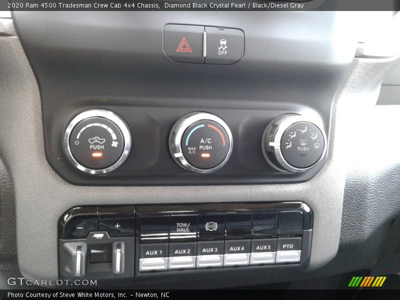 Controls of 2020 4500 Tradesman Crew Cab 4x4 Chassis