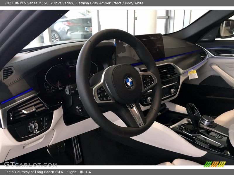 Bernina Gray Amber Effect / Ivory White 2021 BMW 5 Series M550i xDrive Sedan
