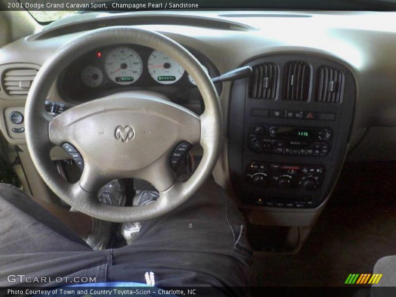 Champagne Pearl / Sandstone 2001 Dodge Grand Caravan Sport