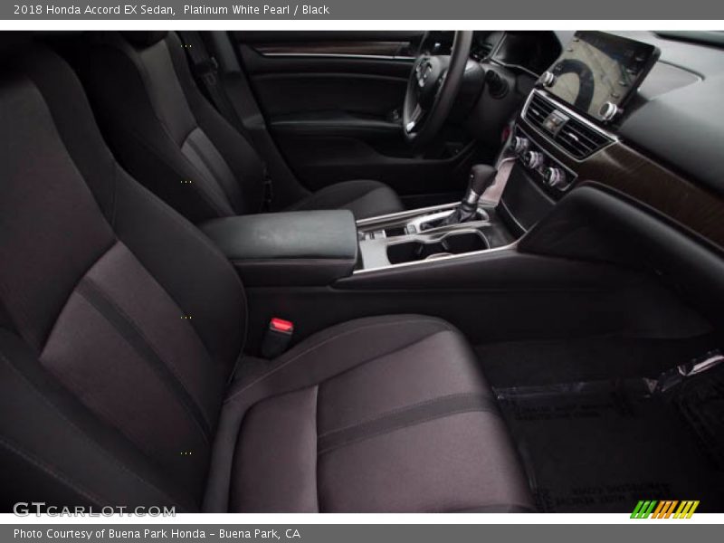 Platinum White Pearl / Black 2018 Honda Accord EX Sedan