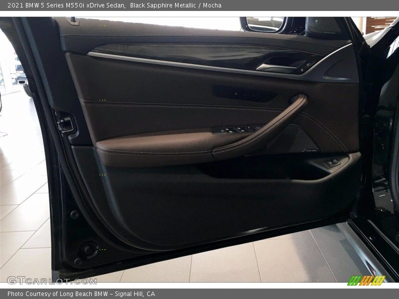 Door Panel of 2021 5 Series M550i xDrive Sedan