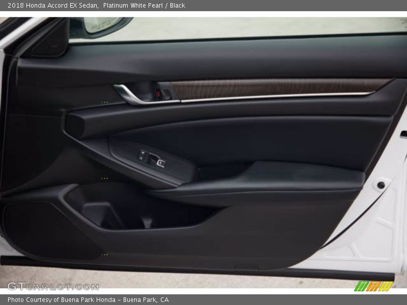 Platinum White Pearl / Black 2018 Honda Accord EX Sedan
