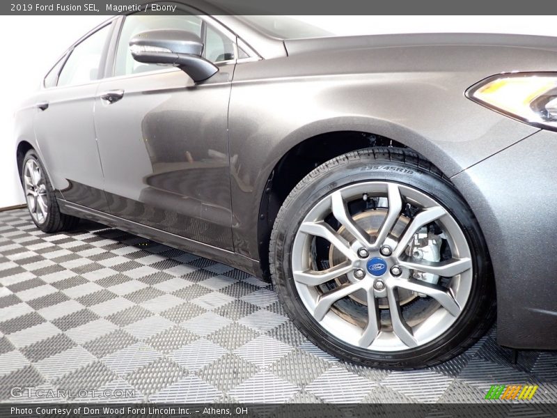 Magnetic / Ebony 2019 Ford Fusion SEL