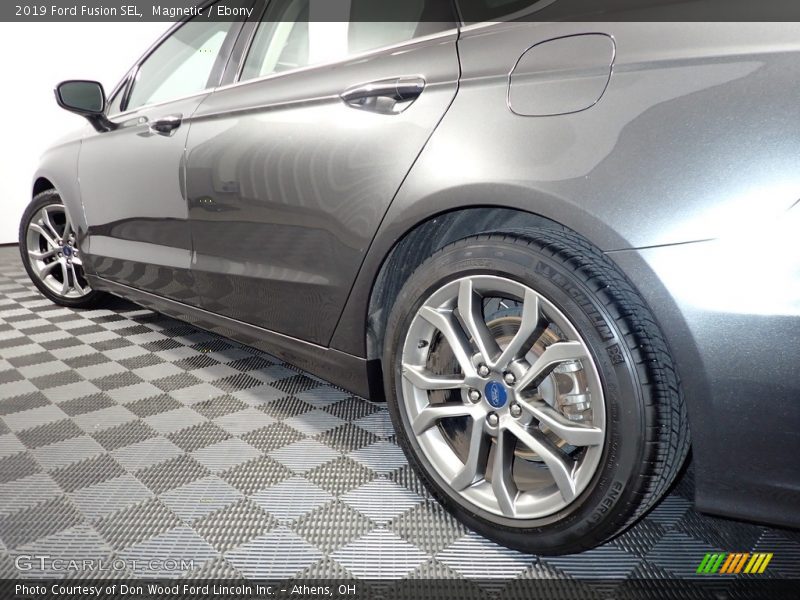 Magnetic / Ebony 2019 Ford Fusion SEL