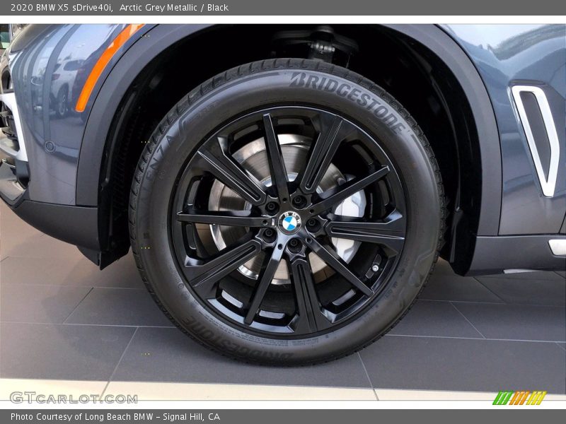 Arctic Grey Metallic / Black 2020 BMW X5 sDrive40i