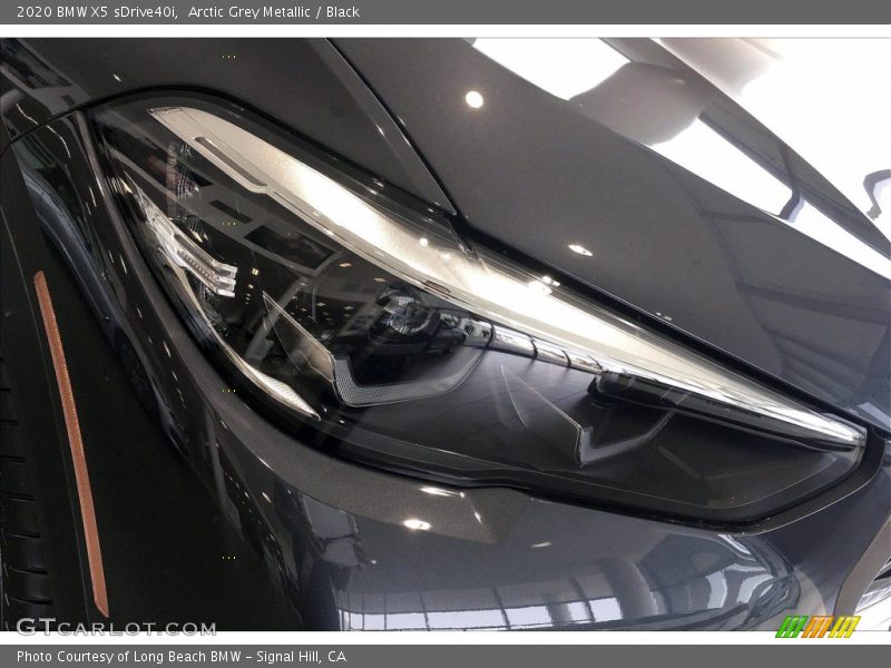 Arctic Grey Metallic / Black 2020 BMW X5 sDrive40i