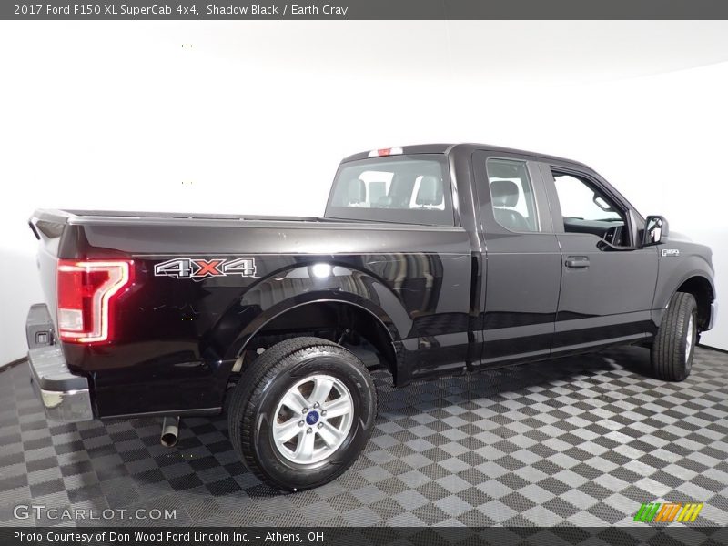 Shadow Black / Earth Gray 2017 Ford F150 XL SuperCab 4x4