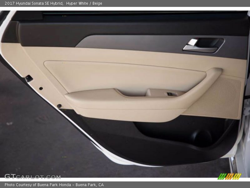 Door Panel of 2017 Sonata SE Hybrid