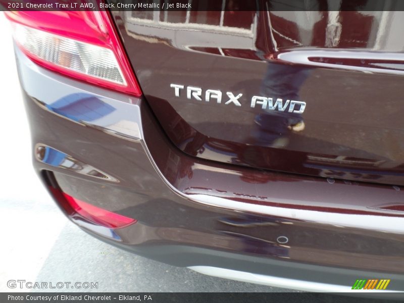  2021 Trax LT AWD Logo