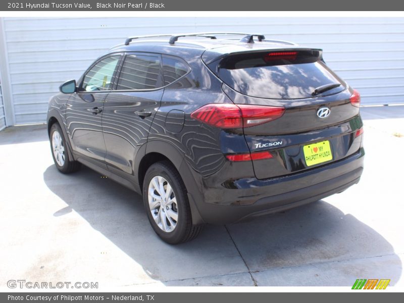 Black Noir Pearl / Black 2021 Hyundai Tucson Value