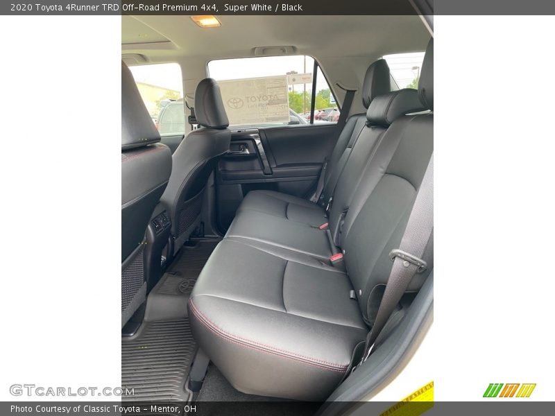 Super White / Black 2020 Toyota 4Runner TRD Off-Road Premium 4x4