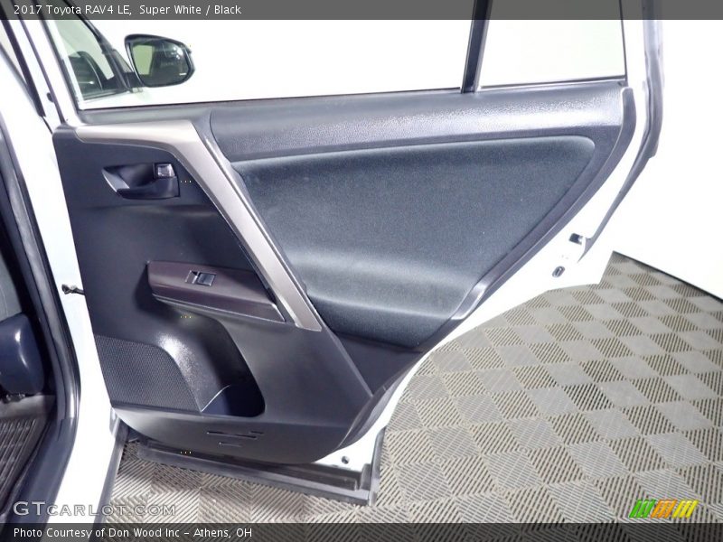 Super White / Black 2017 Toyota RAV4 LE