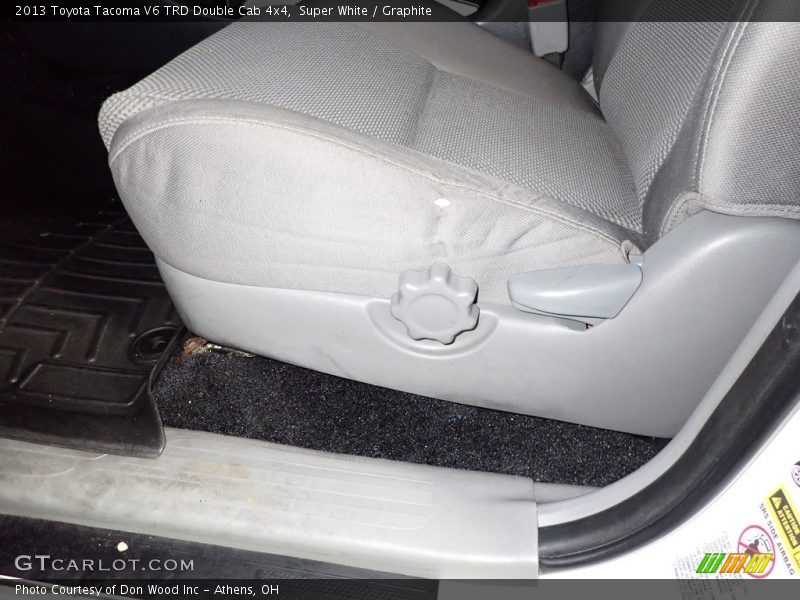 Super White / Graphite 2013 Toyota Tacoma V6 TRD Double Cab 4x4
