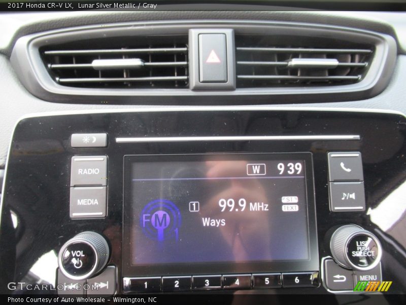 Lunar Silver Metallic / Gray 2017 Honda CR-V LX