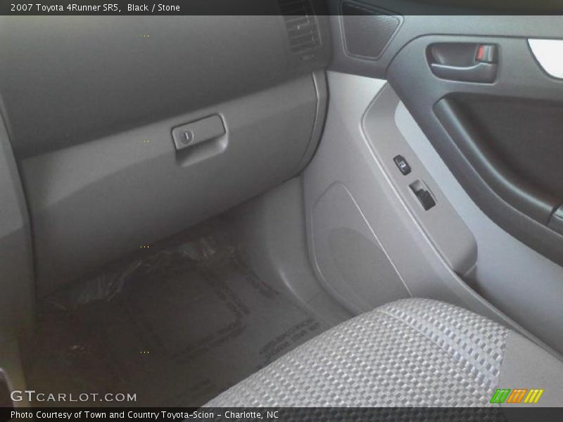 Black / Stone 2007 Toyota 4Runner SR5