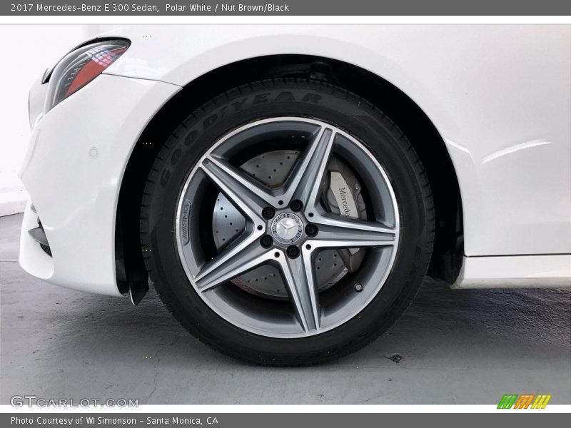 Polar White / Nut Brown/Black 2017 Mercedes-Benz E 300 Sedan