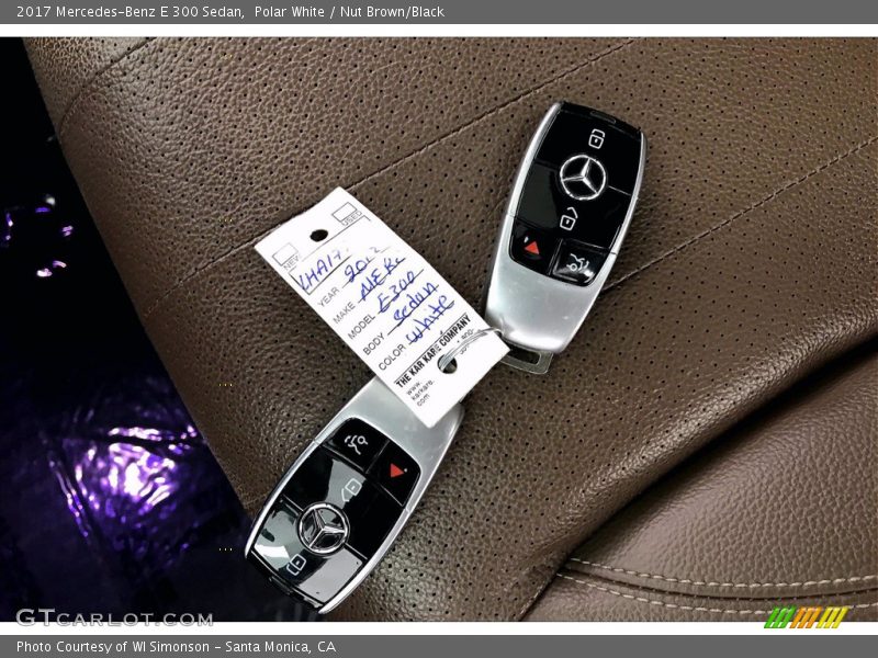 Polar White / Nut Brown/Black 2017 Mercedes-Benz E 300 Sedan