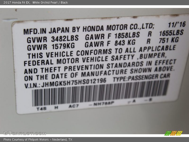 White Orchid Pearl / Black 2017 Honda Fit EX