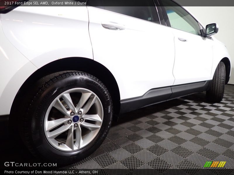 Oxford White / Dune 2017 Ford Edge SEL AWD