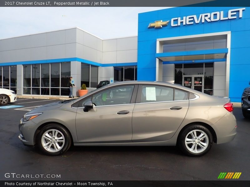 Pepperdust Metallic / Jet Black 2017 Chevrolet Cruze LT