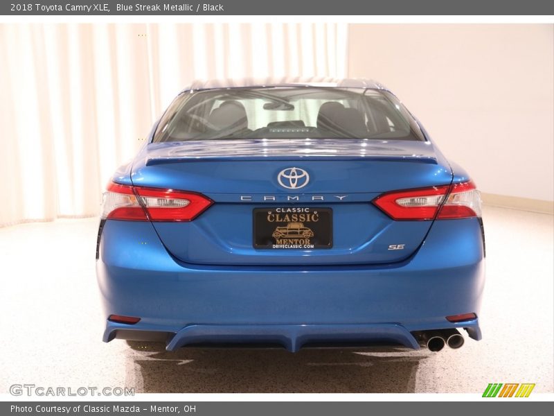 Blue Streak Metallic / Black 2018 Toyota Camry XLE