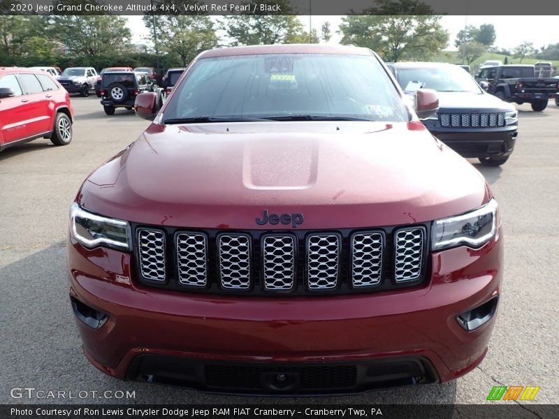 Velvet Red Pearl / Black 2020 Jeep Grand Cherokee Altitude 4x4