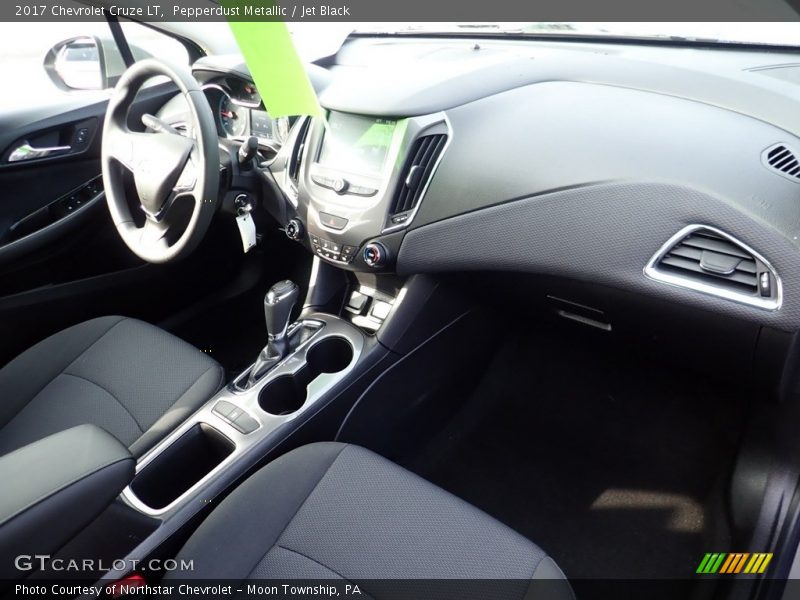 Pepperdust Metallic / Jet Black 2017 Chevrolet Cruze LT