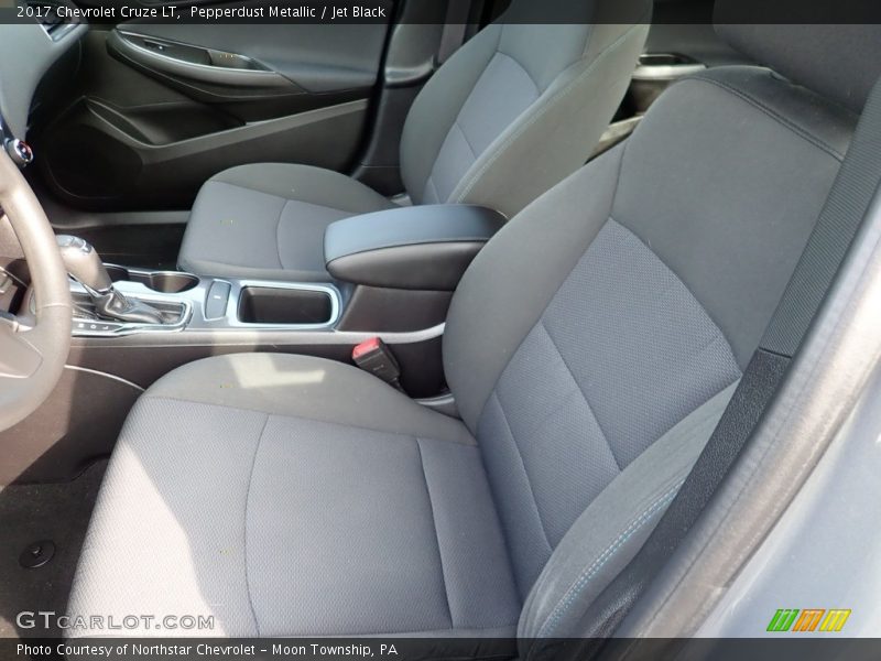 Pepperdust Metallic / Jet Black 2017 Chevrolet Cruze LT