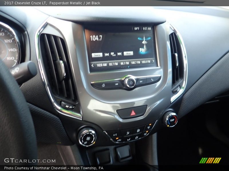 Pepperdust Metallic / Jet Black 2017 Chevrolet Cruze LT