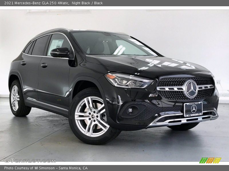 Front 3/4 View of 2021 GLA 250 4Matic
