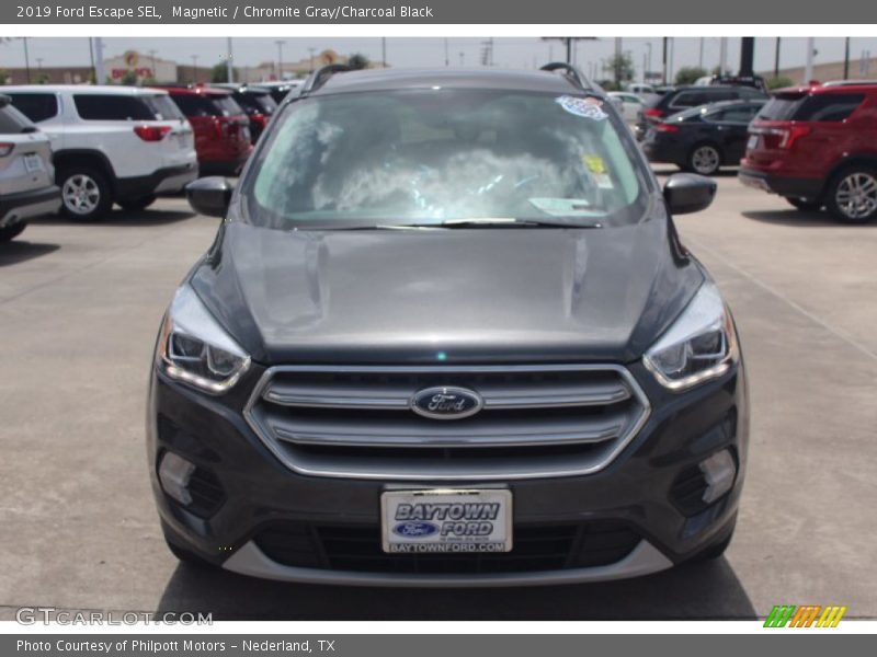 Magnetic / Chromite Gray/Charcoal Black 2019 Ford Escape SEL