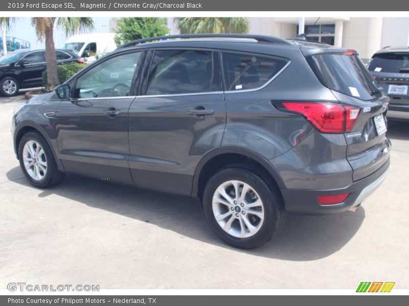 Magnetic / Chromite Gray/Charcoal Black 2019 Ford Escape SEL