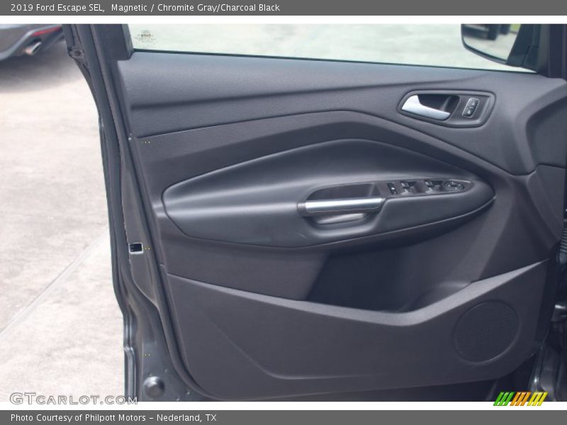 Magnetic / Chromite Gray/Charcoal Black 2019 Ford Escape SEL