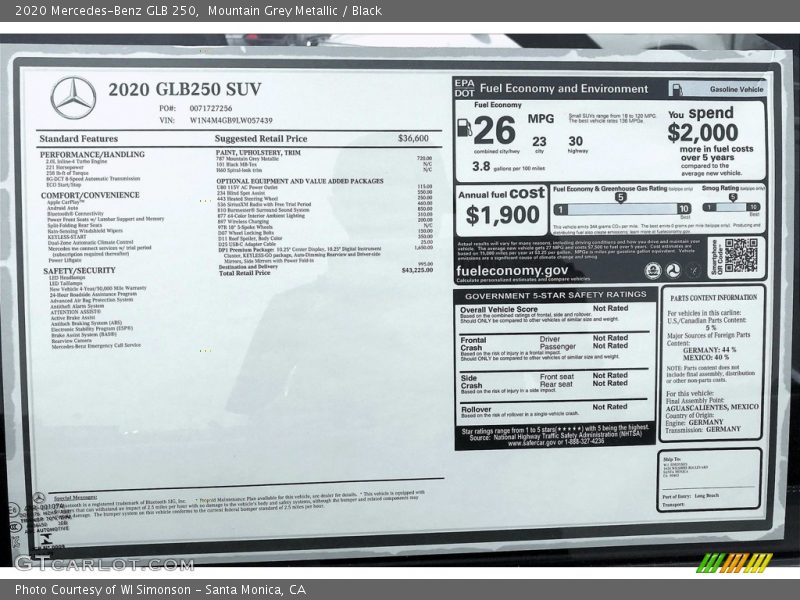 Mountain Grey Metallic / Black 2020 Mercedes-Benz GLB 250