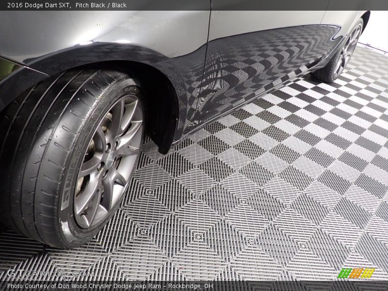 Pitch Black / Black 2016 Dodge Dart SXT