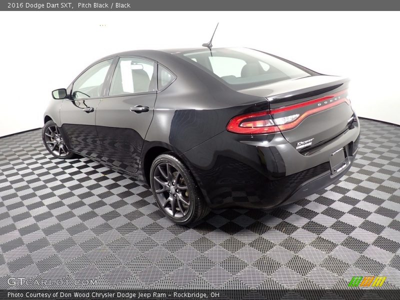 Pitch Black / Black 2016 Dodge Dart SXT