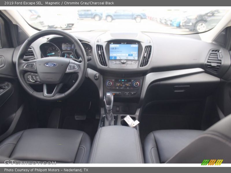 Magnetic / Chromite Gray/Charcoal Black 2019 Ford Escape SEL