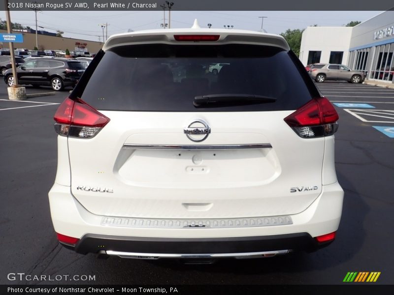 Pearl White / Charcoal 2018 Nissan Rogue SV AWD