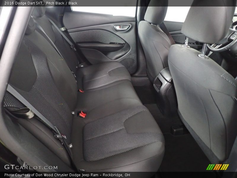 Pitch Black / Black 2016 Dodge Dart SXT