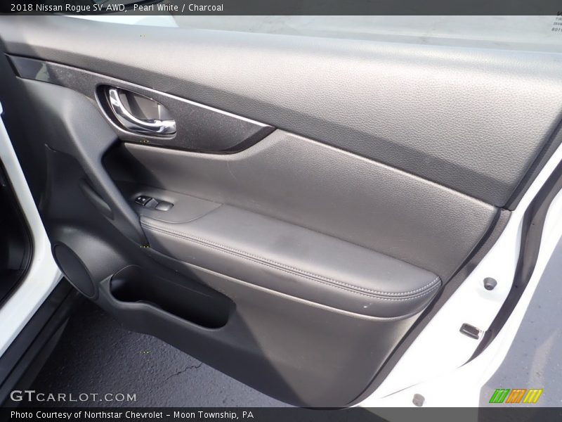 Pearl White / Charcoal 2018 Nissan Rogue SV AWD