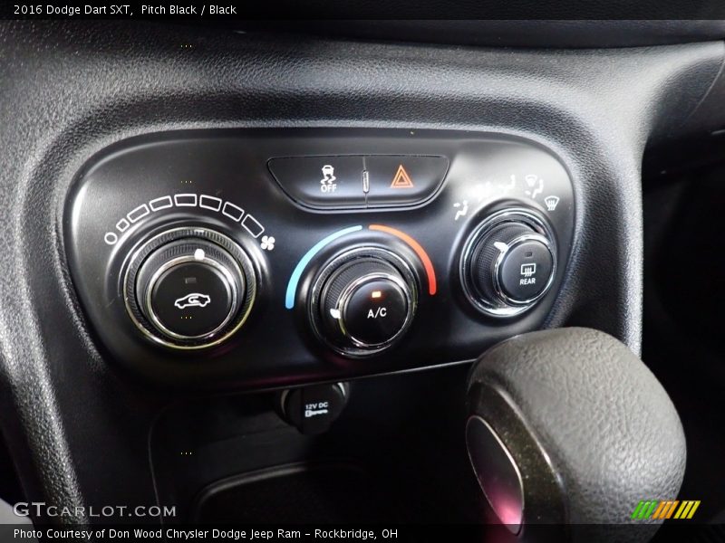 Pitch Black / Black 2016 Dodge Dart SXT