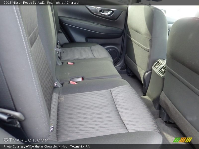 Pearl White / Charcoal 2018 Nissan Rogue SV AWD