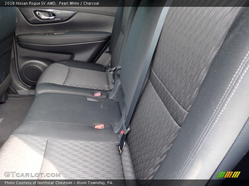 Pearl White / Charcoal 2018 Nissan Rogue SV AWD