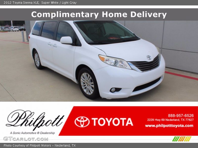 Super White / Light Gray 2012 Toyota Sienna XLE