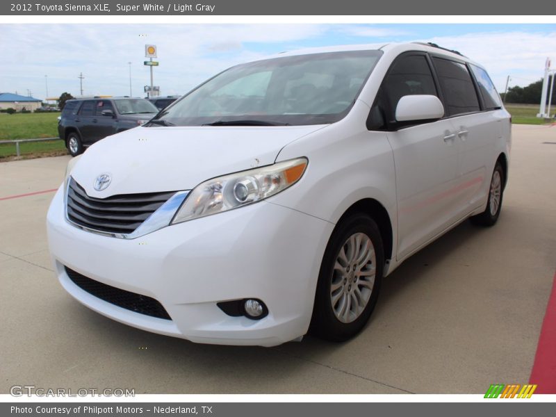 Super White / Light Gray 2012 Toyota Sienna XLE