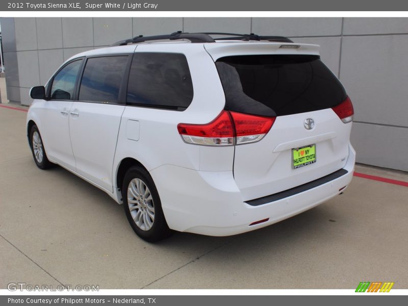 Super White / Light Gray 2012 Toyota Sienna XLE