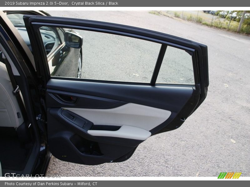 Crystal Black Silica / Black 2019 Subaru Impreza 2.0i 5-Door