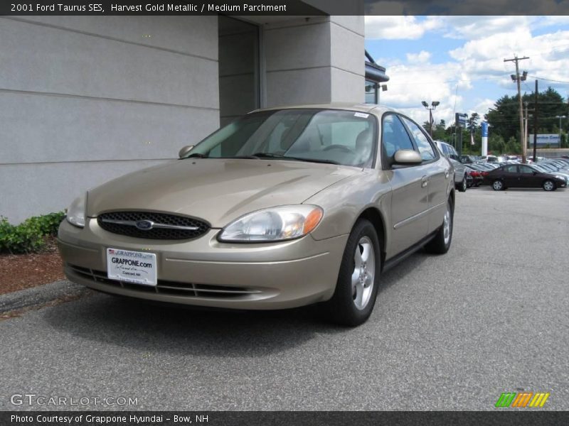 Harvest Gold Metallic / Medium Parchment 2001 Ford Taurus SES