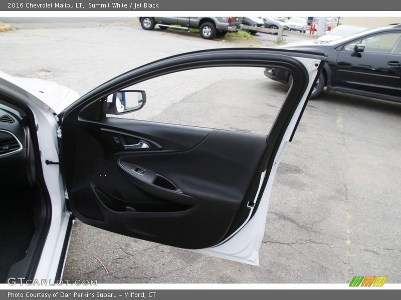 Summit White / Jet Black 2016 Chevrolet Malibu LT